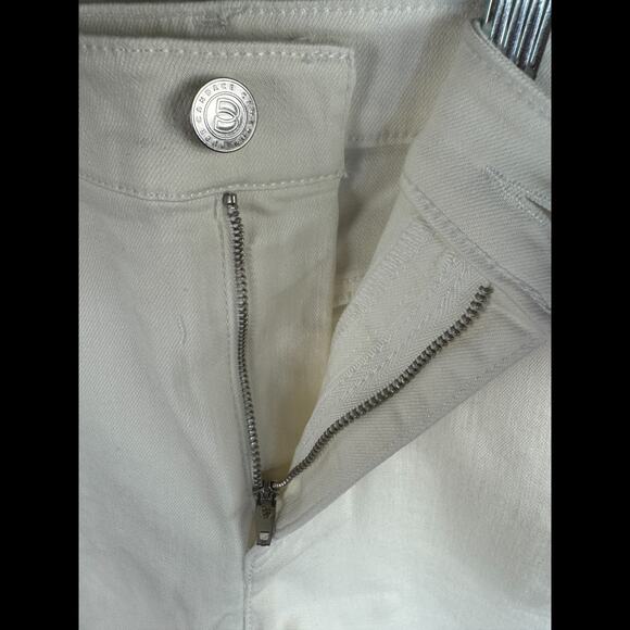 Candace Cameron Bure White Distressed Shorts 16P Petite NWOT Cotton Blend - Picture 4 of 11